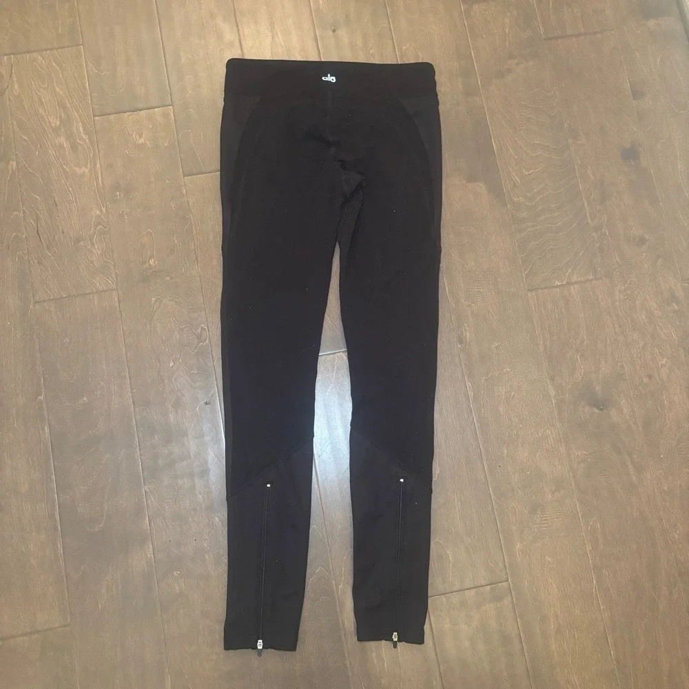 Alo Yoga Womens Black Paneled Ankle Zip Performance Leggings Size Medium